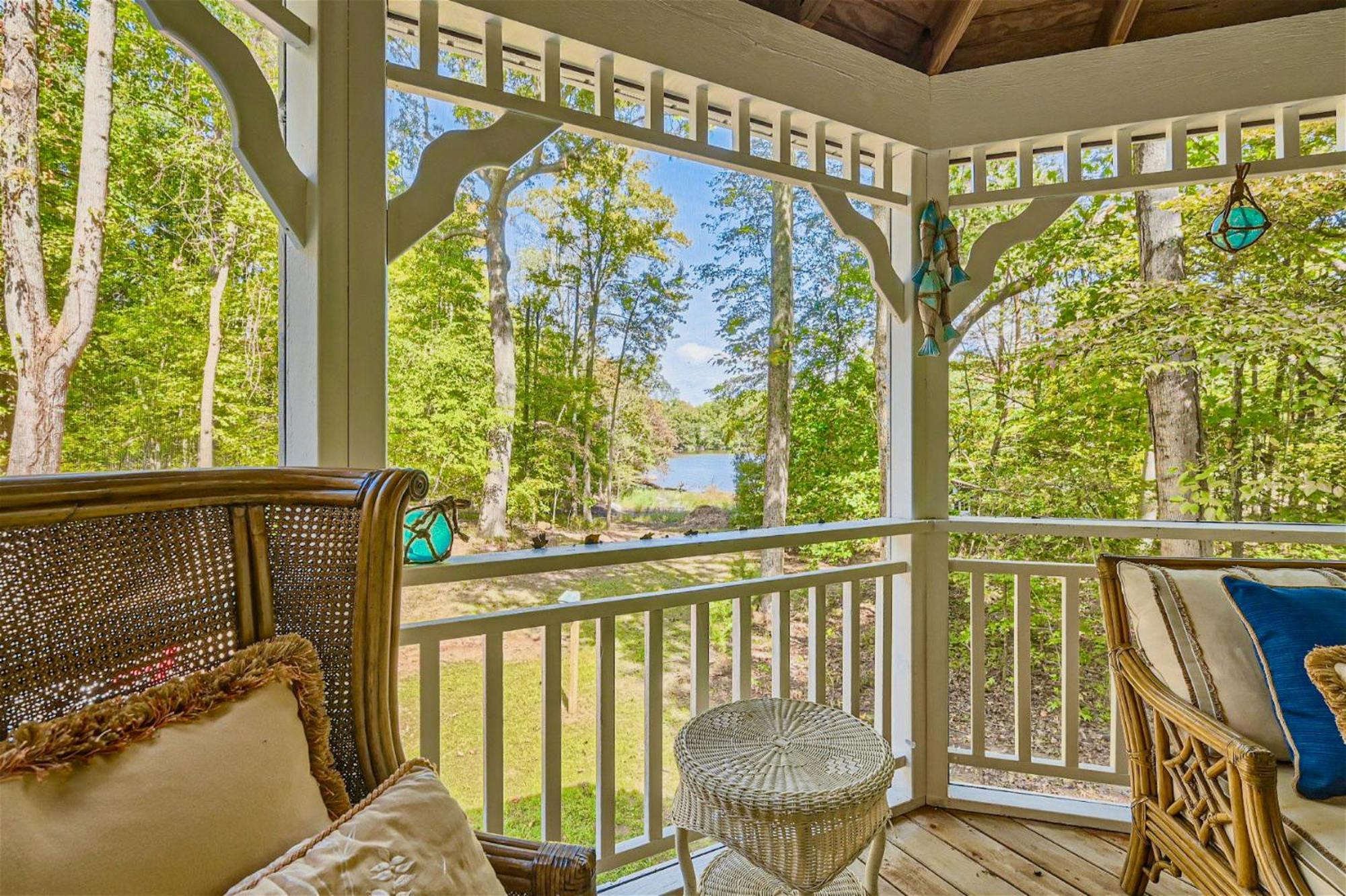 Annapolis Vacations - The Compass Rose by Leavetown Vacations - Property Image 32