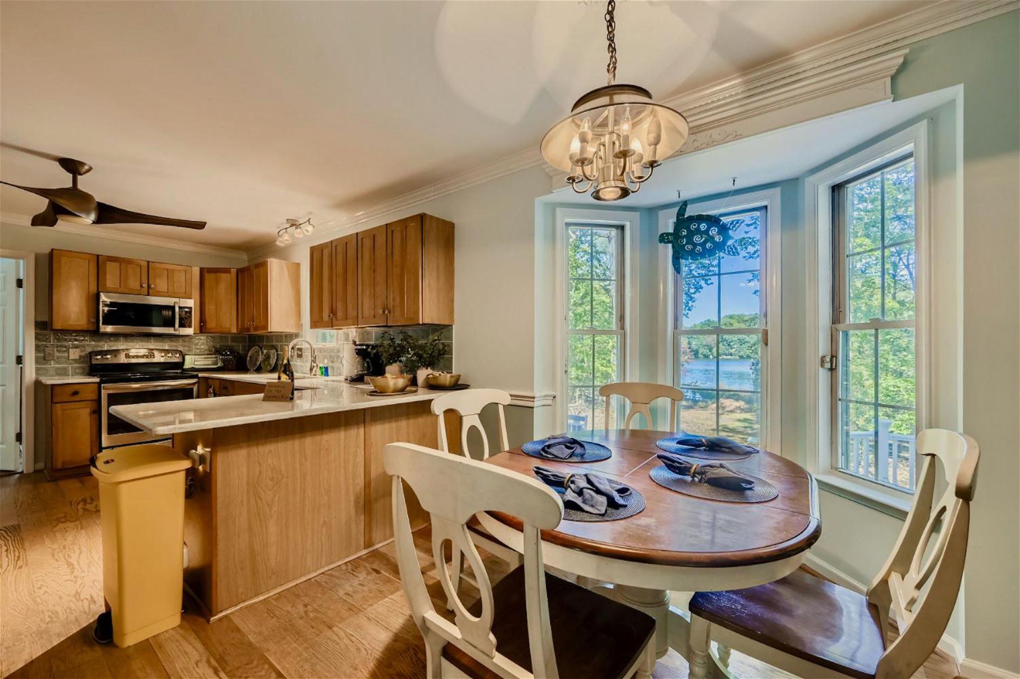 Annapolis Vacations - The Compass Rose by Leavetown Vacations - Property Image 39