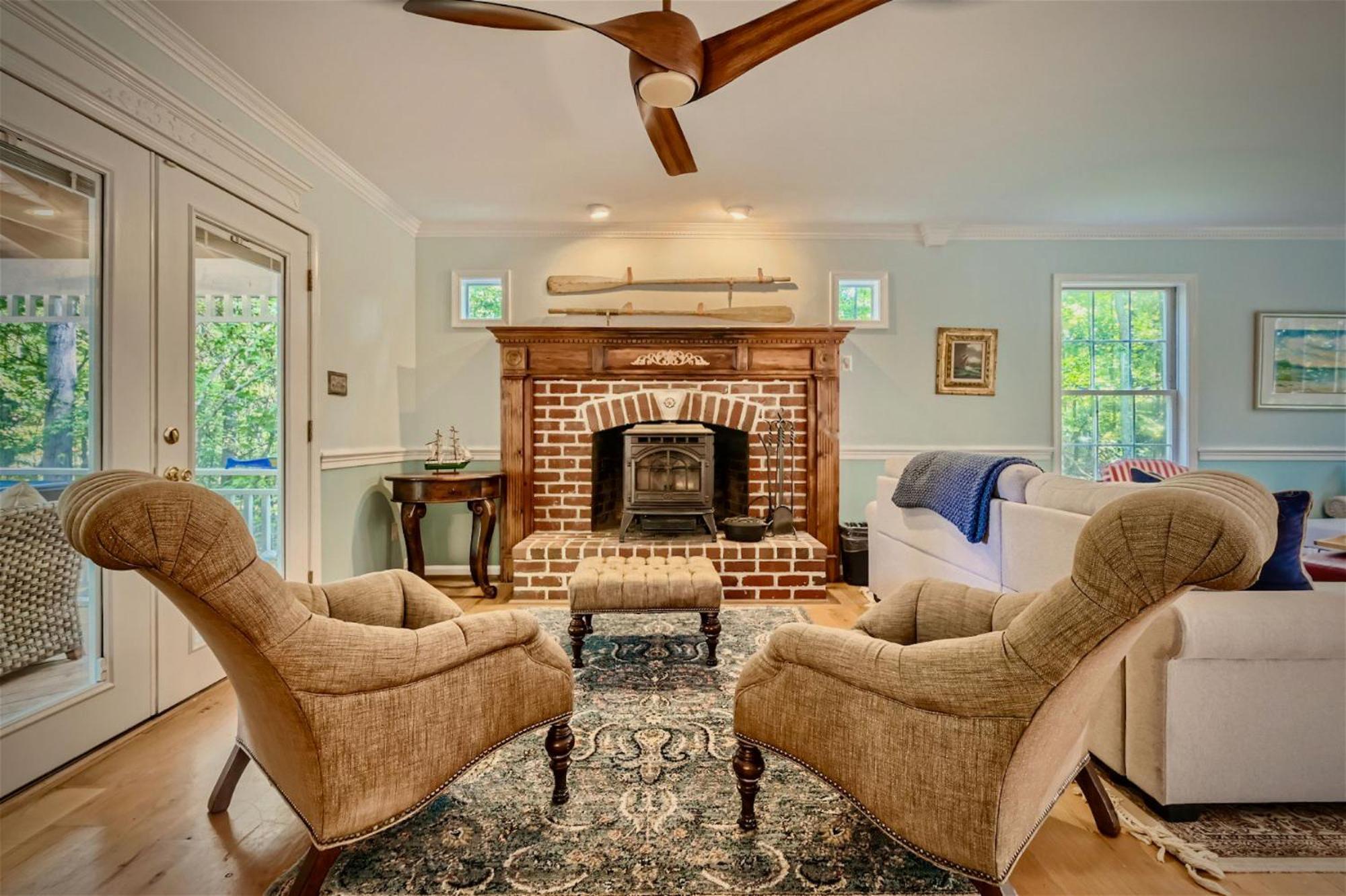 Annapolis Vacations - The Compass Rose by Leavetown Vacations - Property Image 37