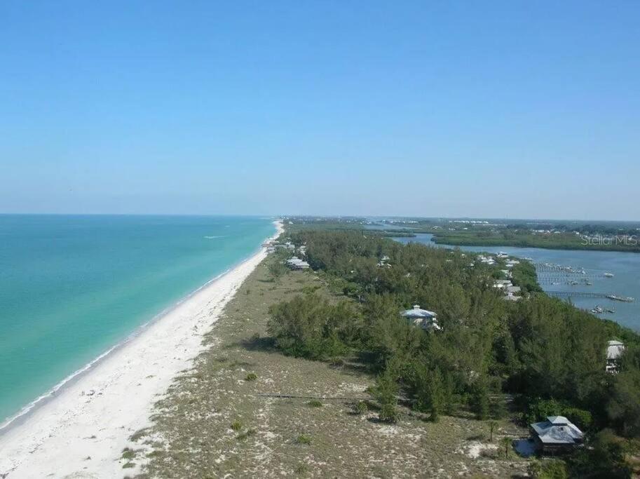 Private Island Paradise view 3