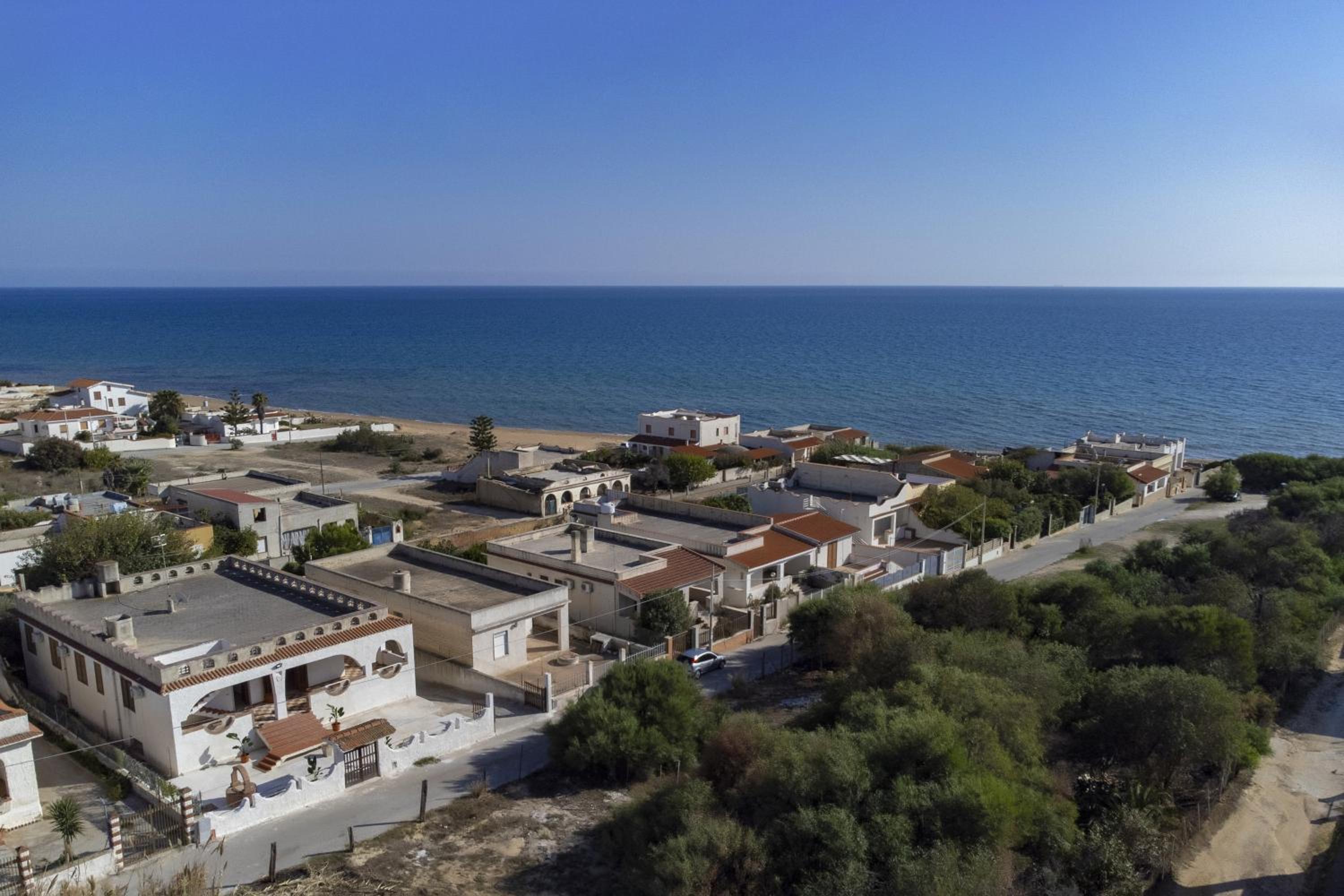 Abbronzati a Triscina