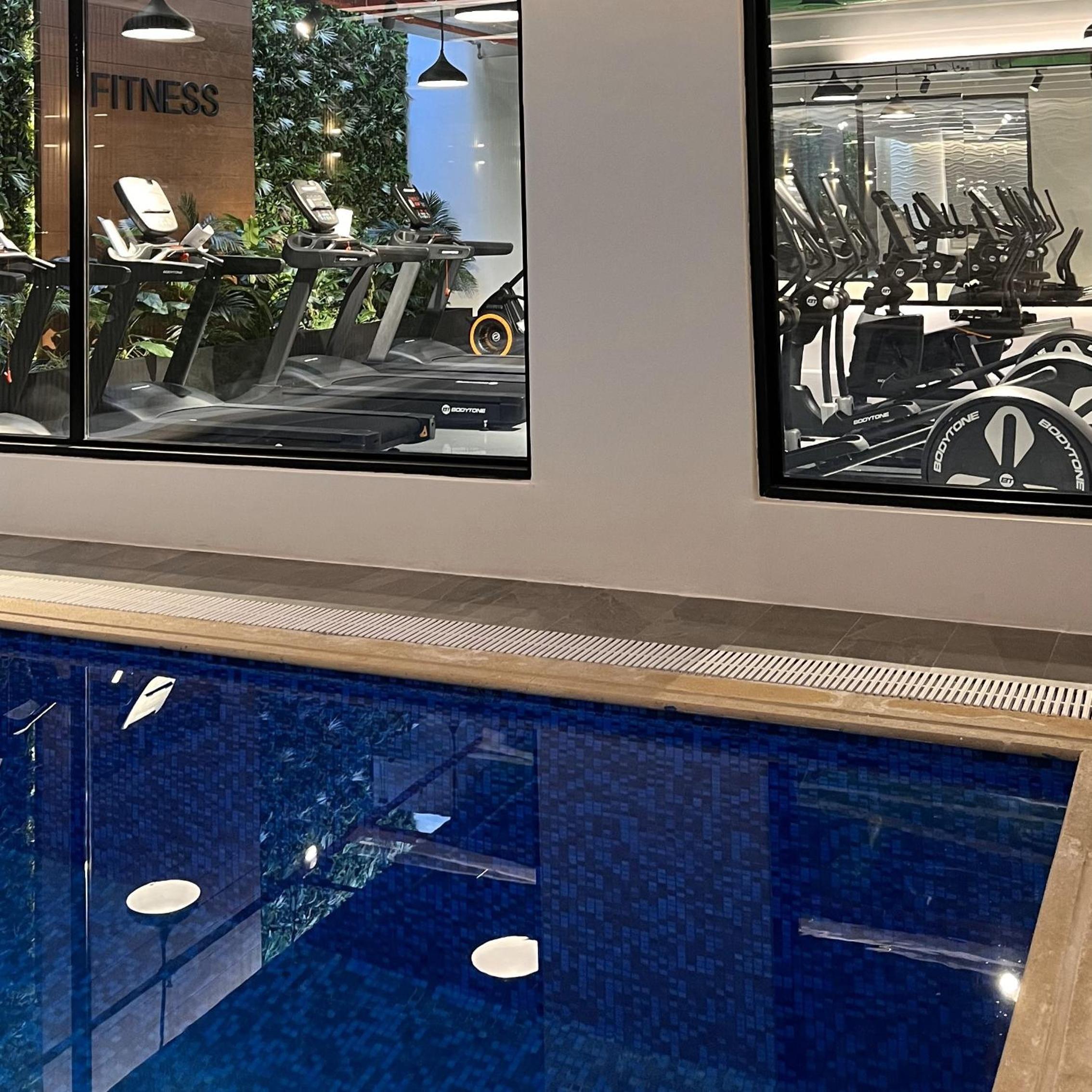 Darat Safa Luxury Smart Apartment