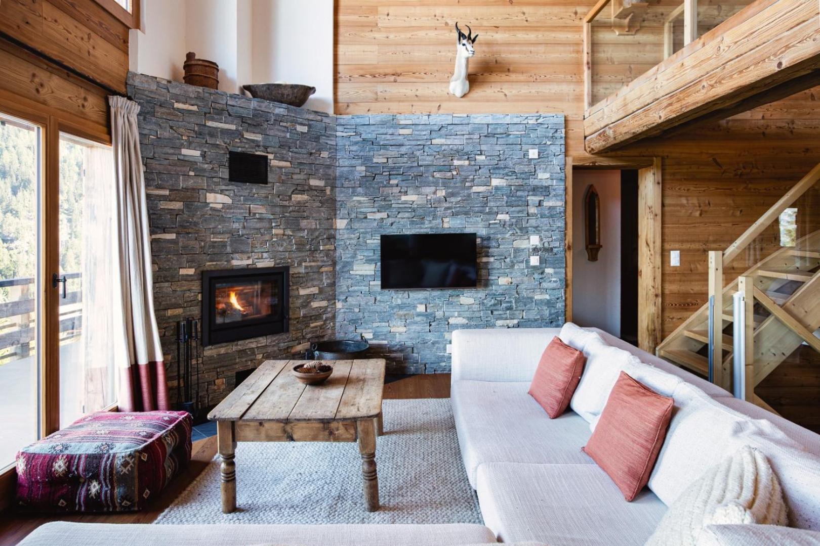 Authentic Swiss Spa Chalet Nesoya Jacuzzi Sauna