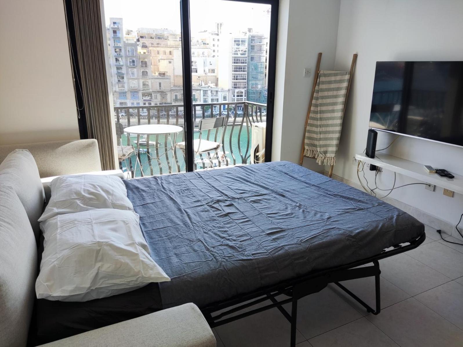 Spinola Bayview Apartment photo 4
