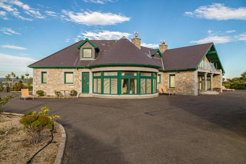 Like walking into a fantastic novel at Inishowen House view 4