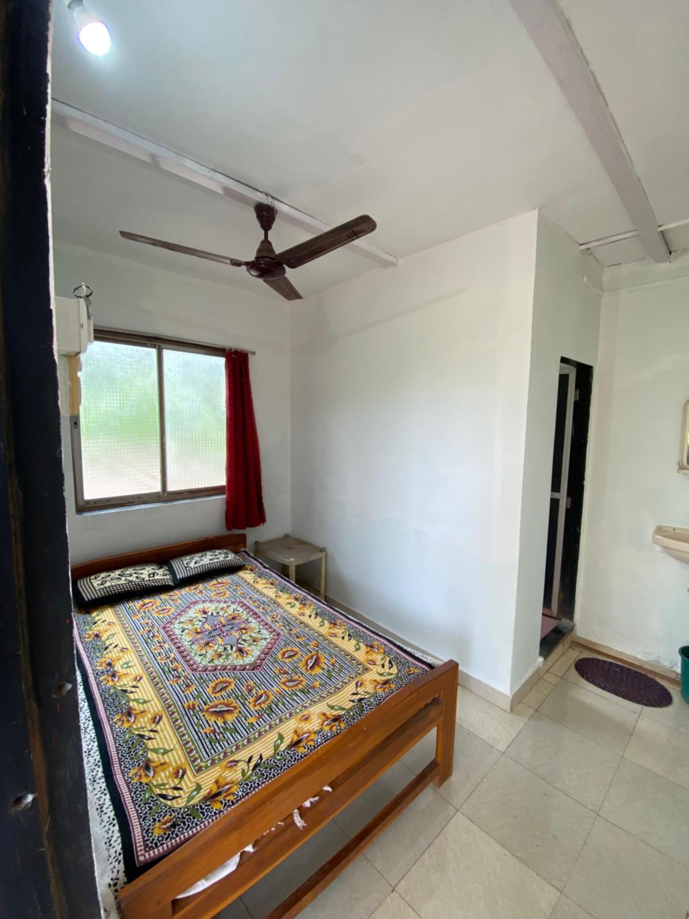 Hotel AVIRAJ NIVAS