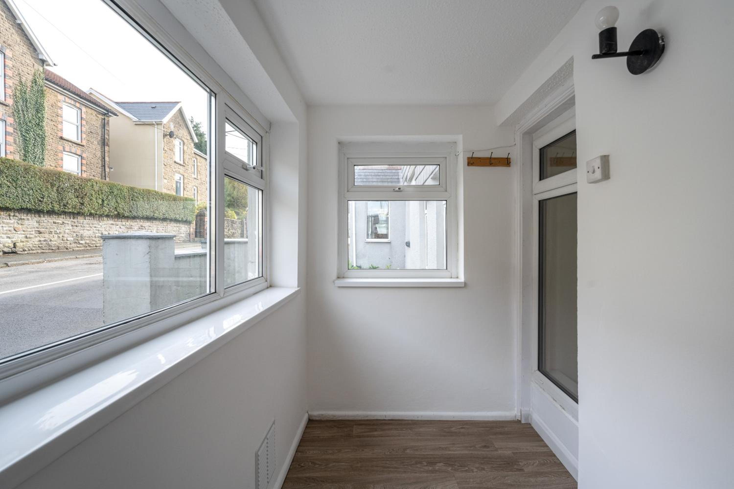 Spacious 3BR with Parking