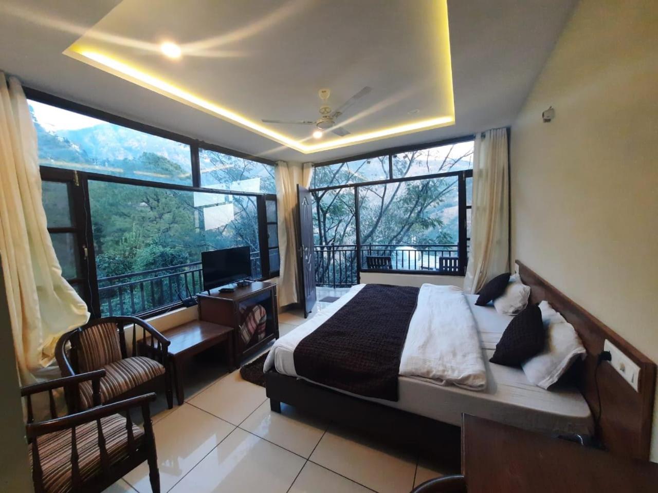 Heaven's View B&B Mcleod Ganj view 2