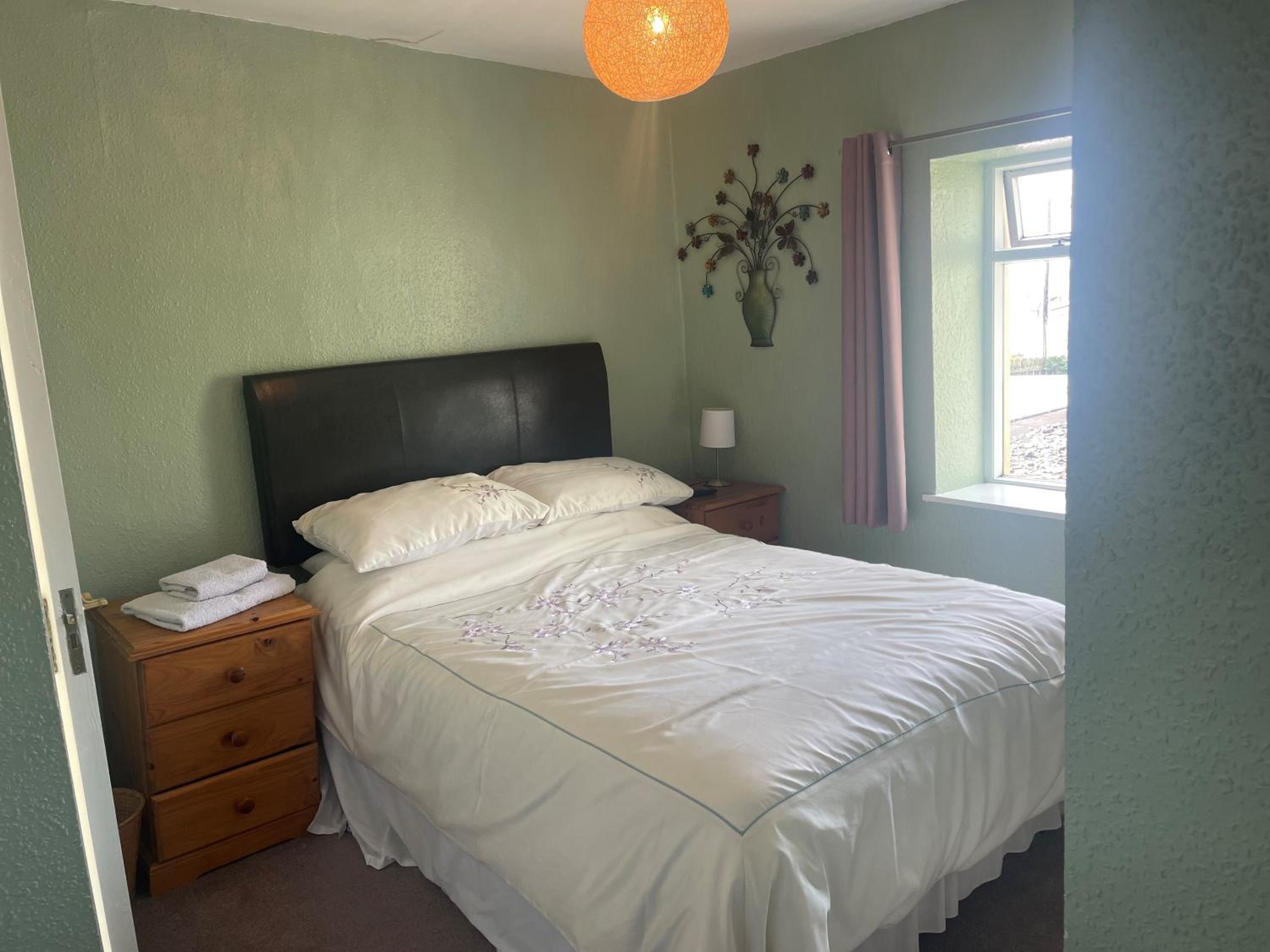 ANNORA Bar & Accommodation