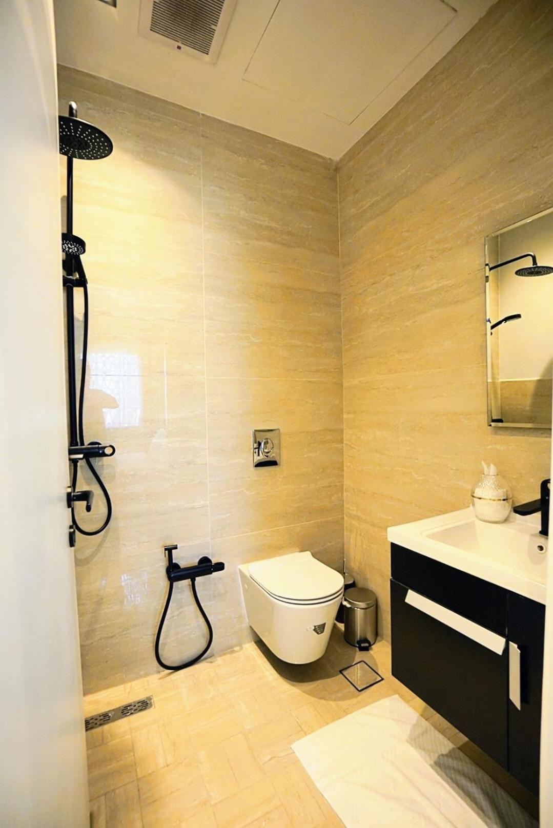 Darat Safa Luxury Smart Apartment