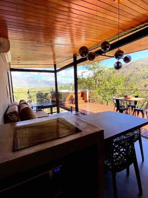 Casa Vértize, uma casa de alto padrão com Spa Hidro e vista espetacular