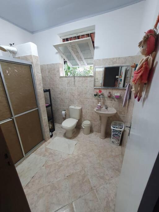 Chácara Sombra da Mangueira - 150 Mts da Praia