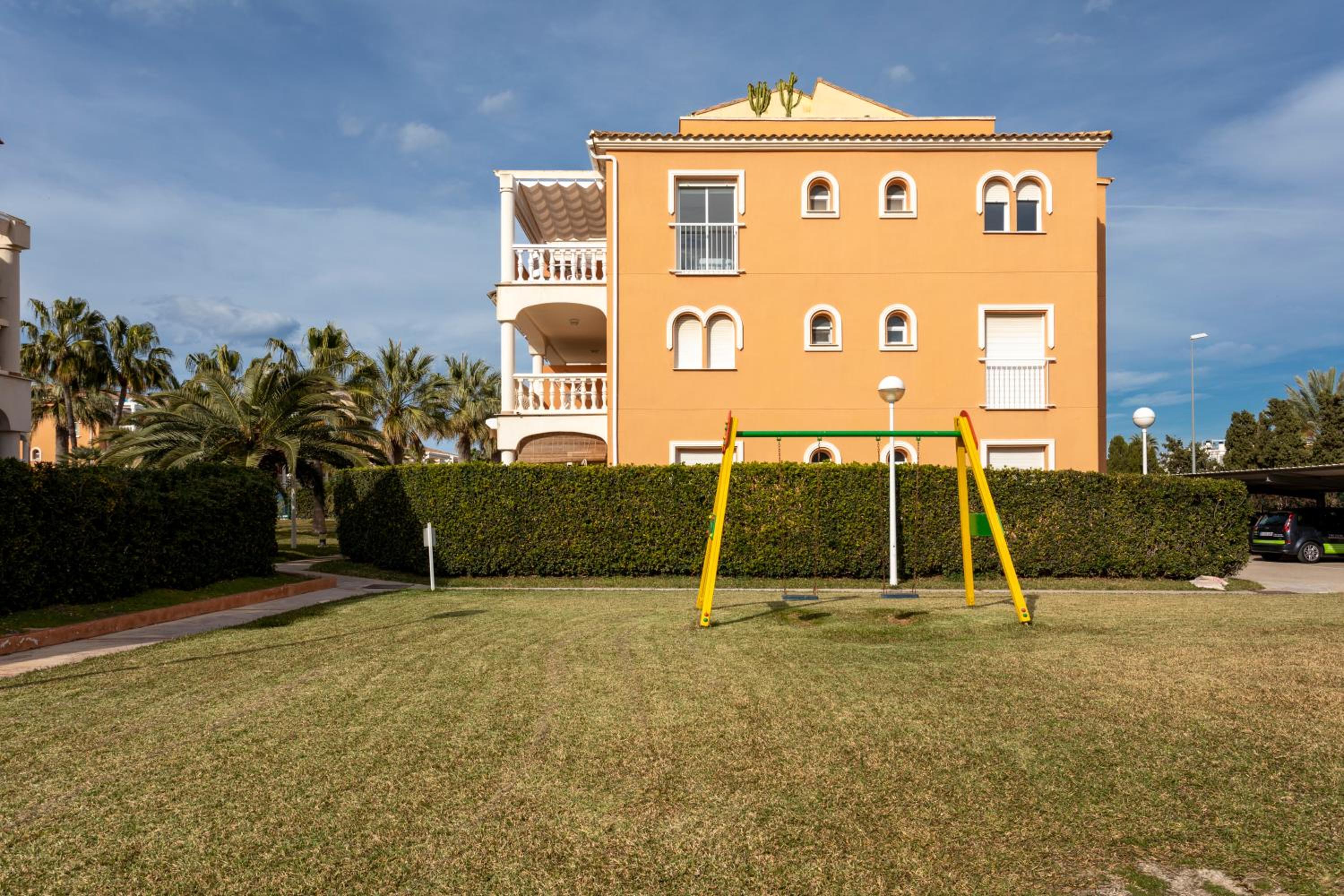 Estrella Blanca VI, 2 dormitorios, by Bookindenia view 2