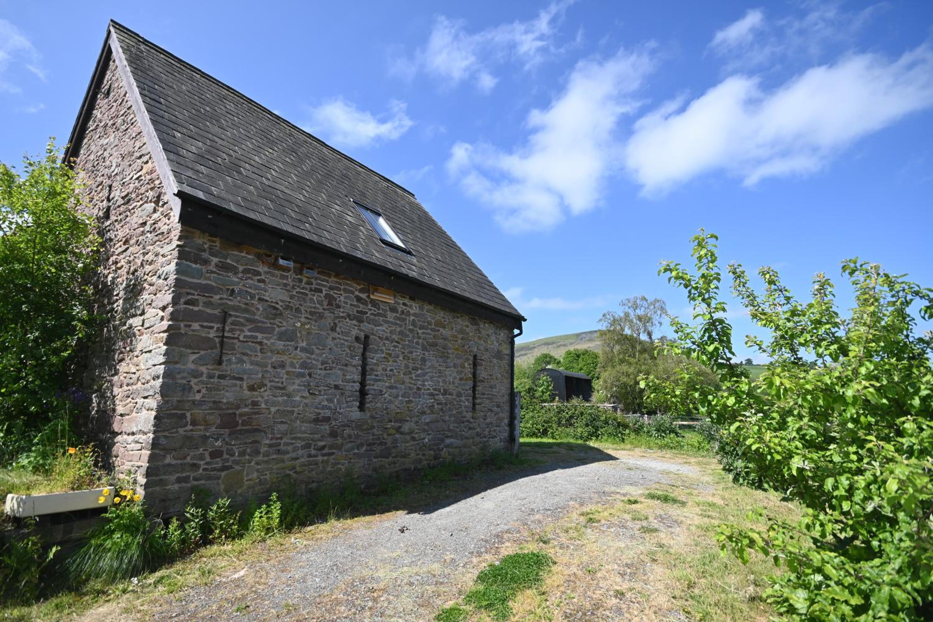 Hideaway in the Brecon Beacons view 5