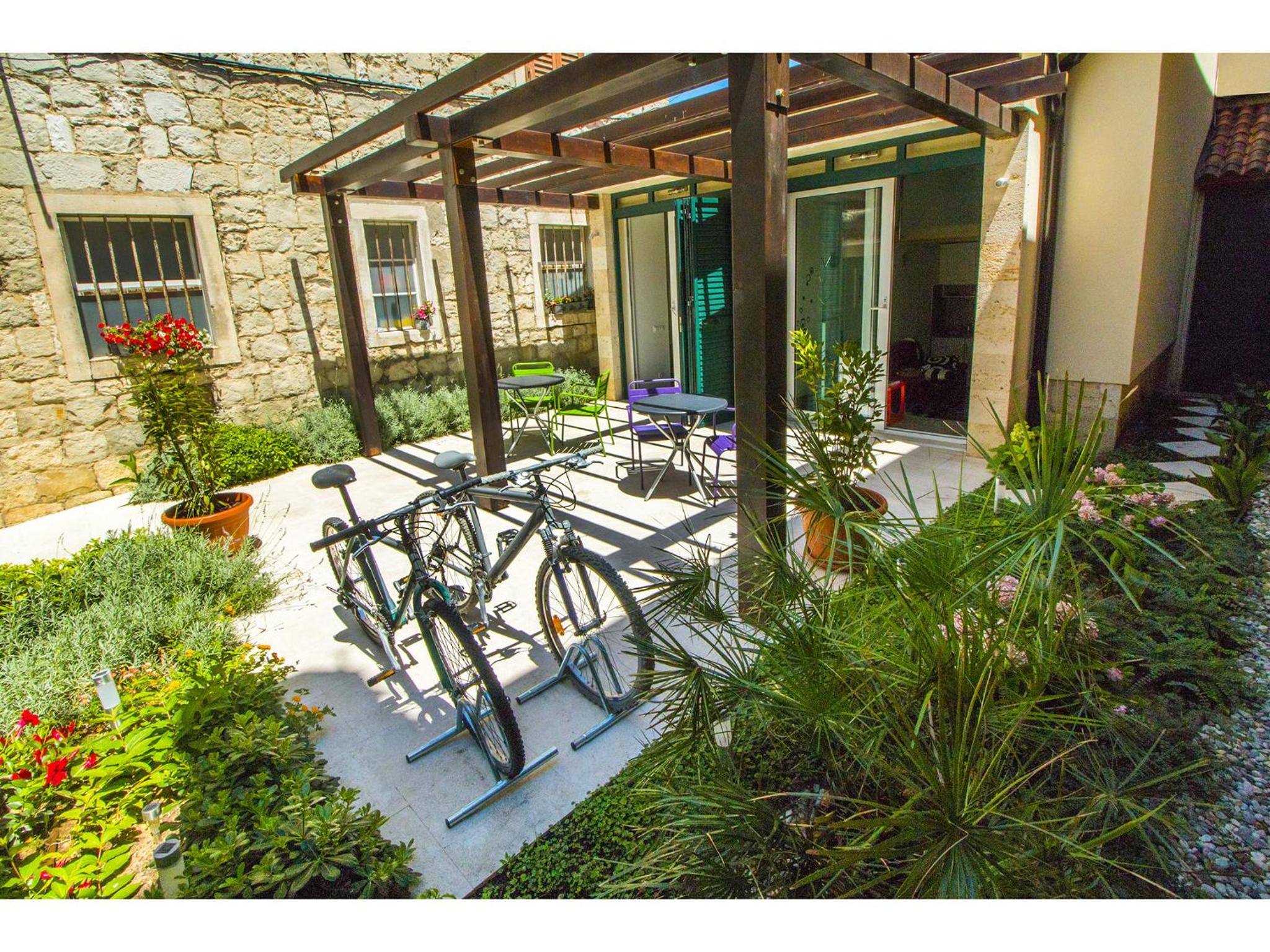 Apartments Veig Palace en Split — balance & terrace