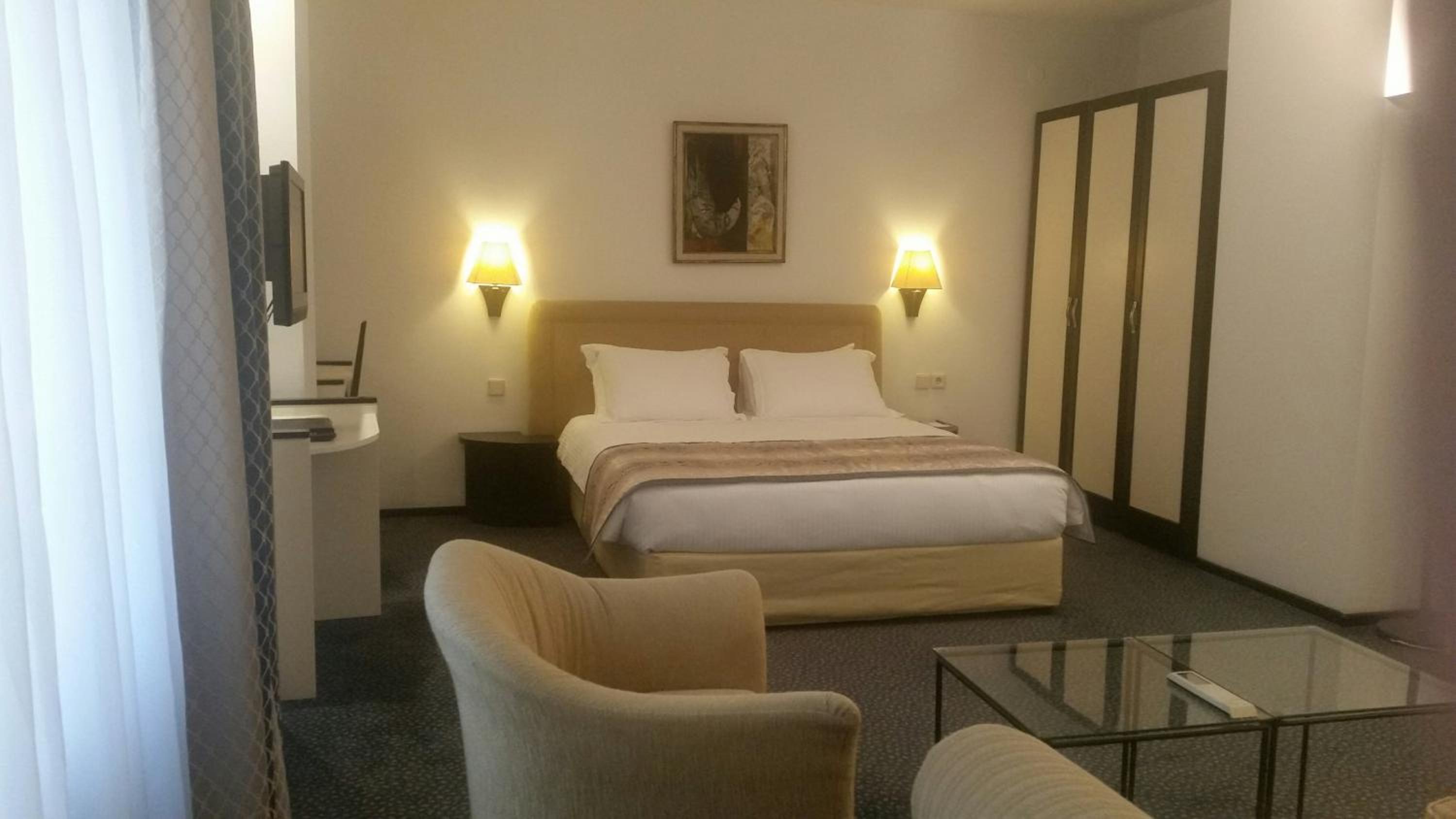 King Hotel Guvenlik - Image 11