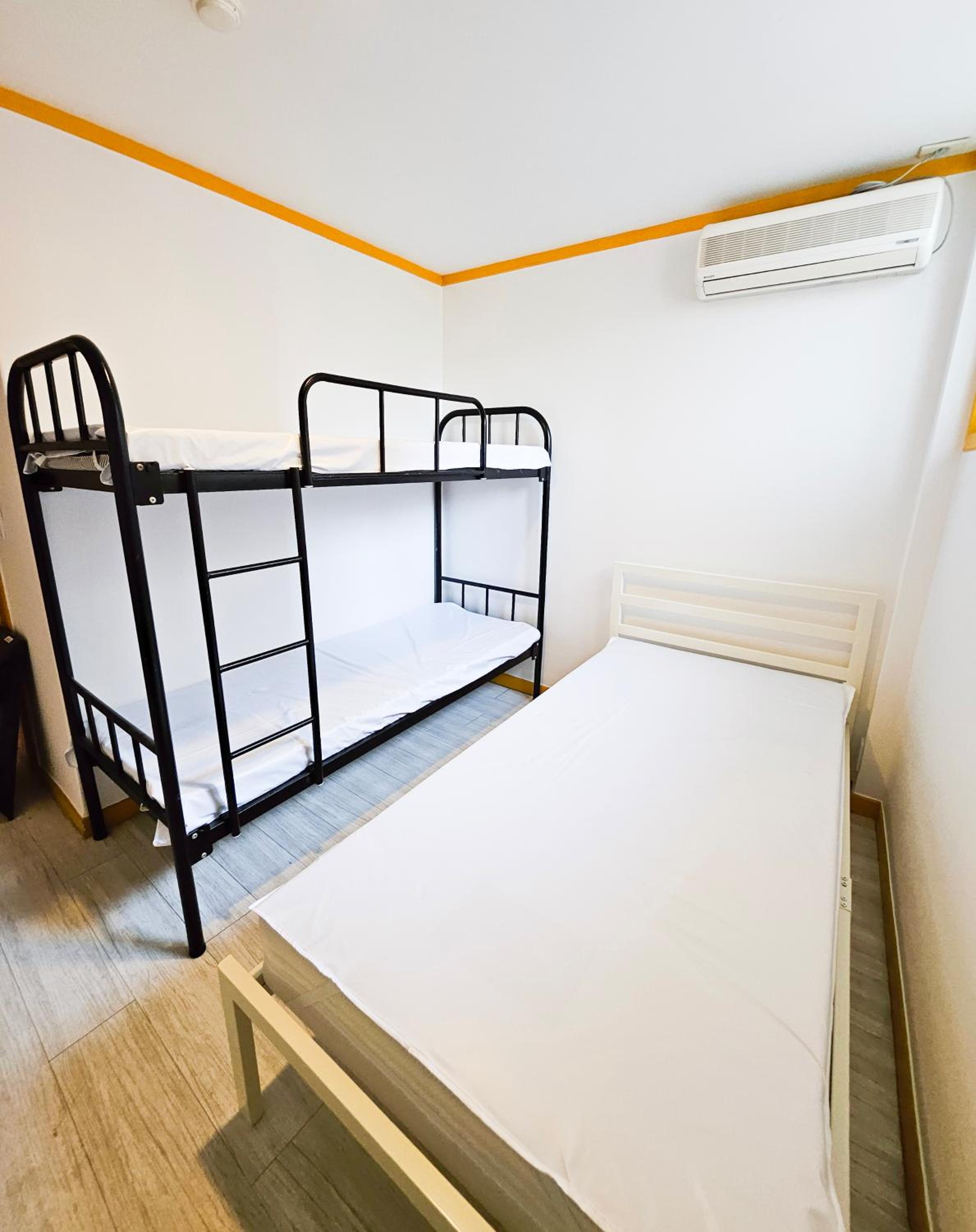 Travelers A Korea Hostel view 5
