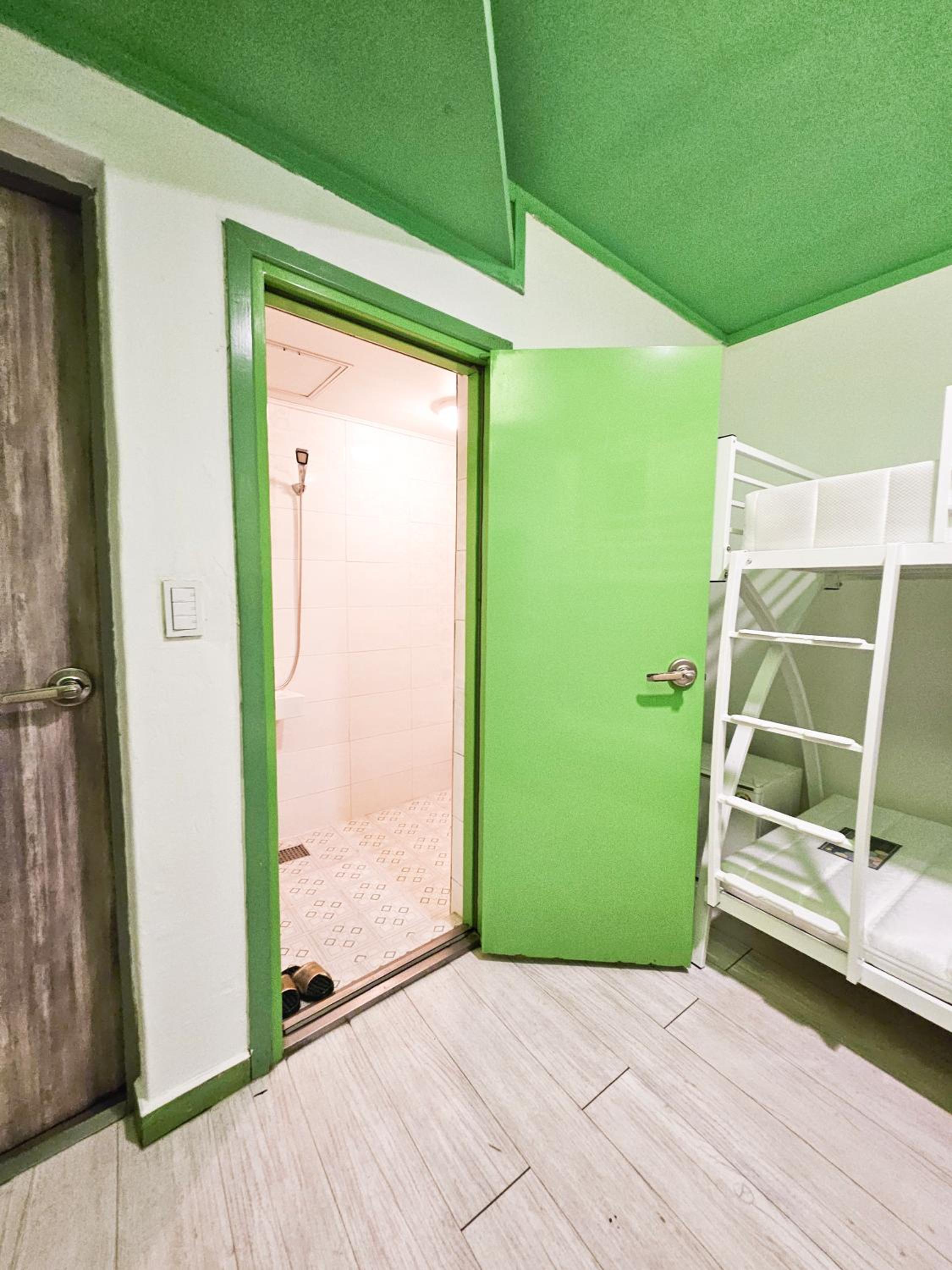 Travelers A Korea Hostel view 4