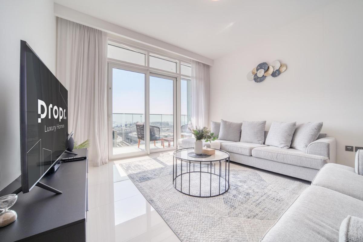 Emaar Beach Front 2BR with Sea & Marina Skyline Views