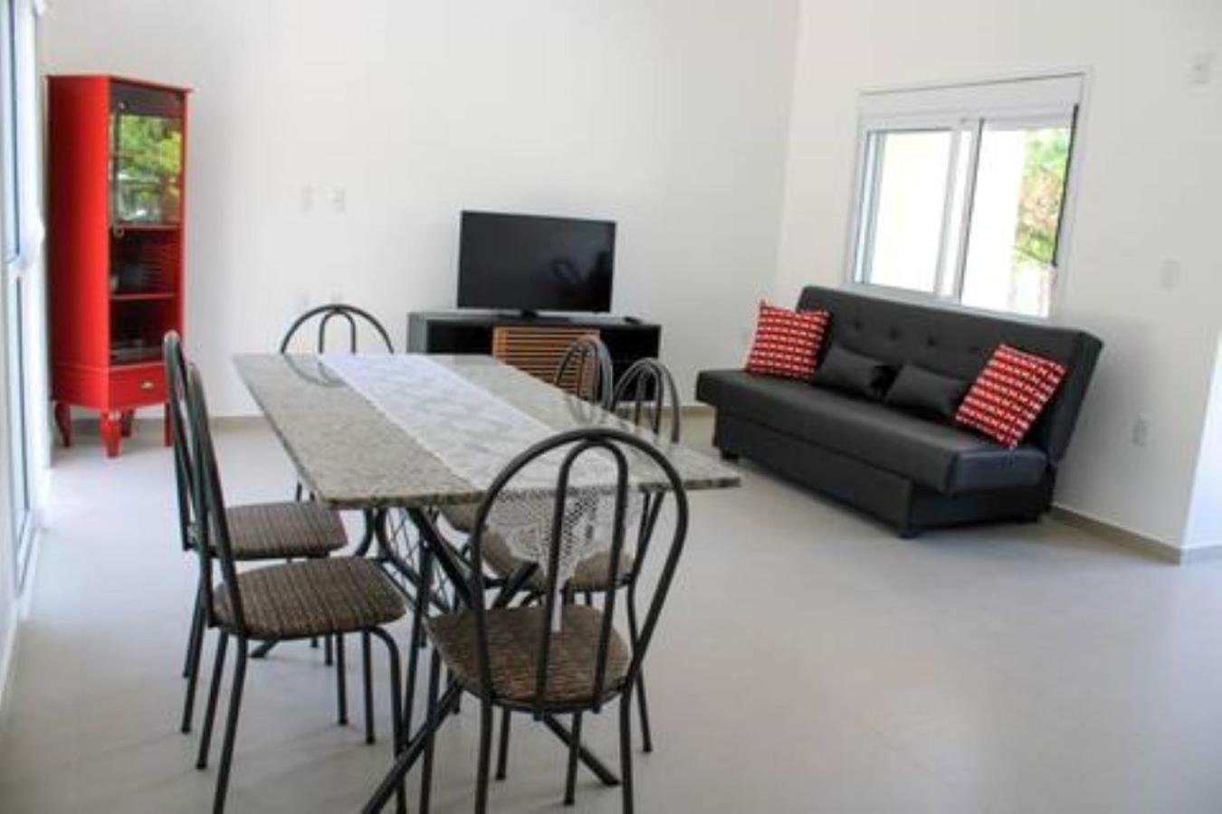 Casa na Praia da Ferrugem com 2 vagas