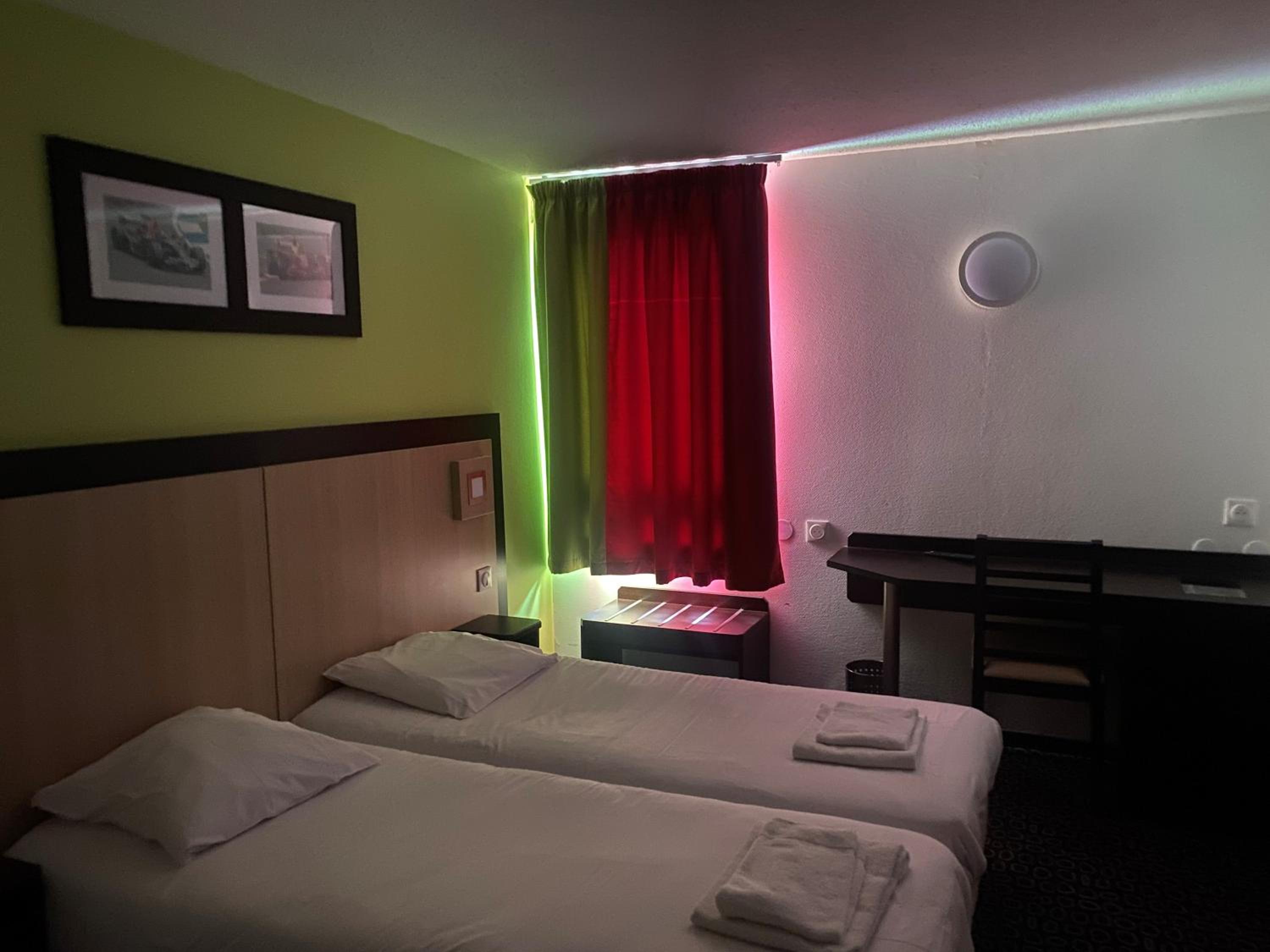 Enzo Hotels Pont-a-Mousson by Kyriad Direct - Property Image 24