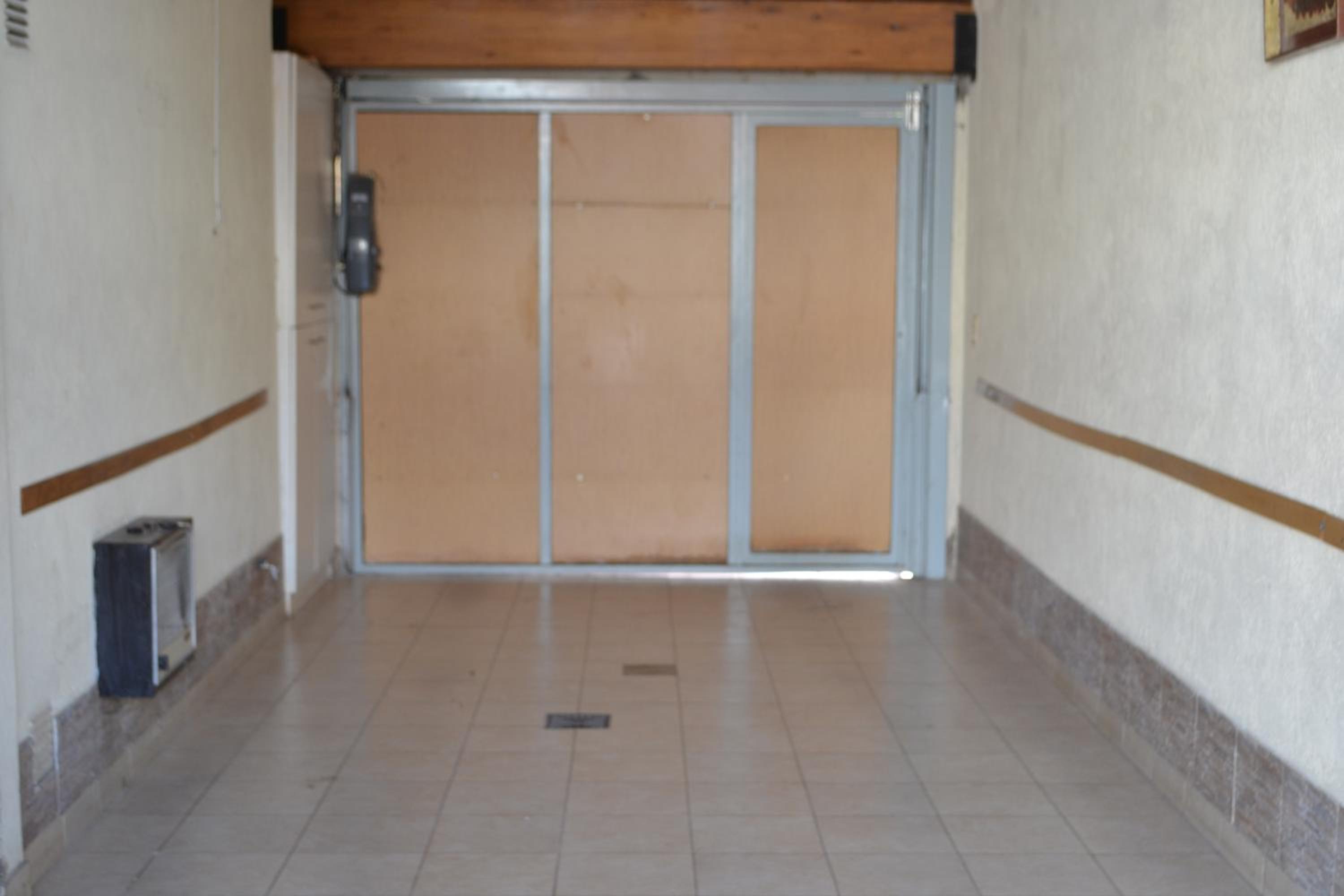 CASA AMPLIA CON COCHERA INCLUIDA CON CAPACIDAD HASTA 7 pasajeros