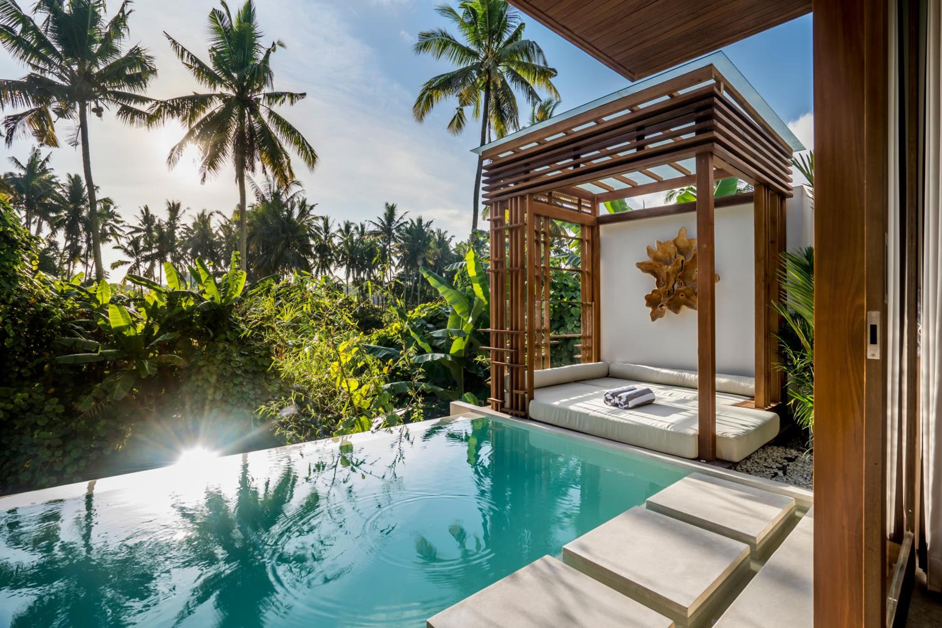 Avirodha Villa 1BR Private Villa with Pool view 3
