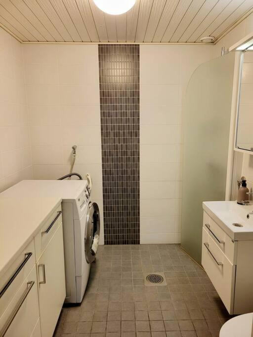 libO-apartment, Rypysuontie 74 with free parking