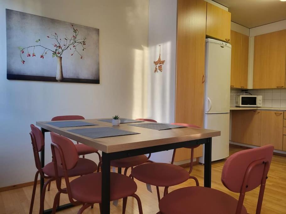 libO-apartment, Rypysuontie 74 with free parking