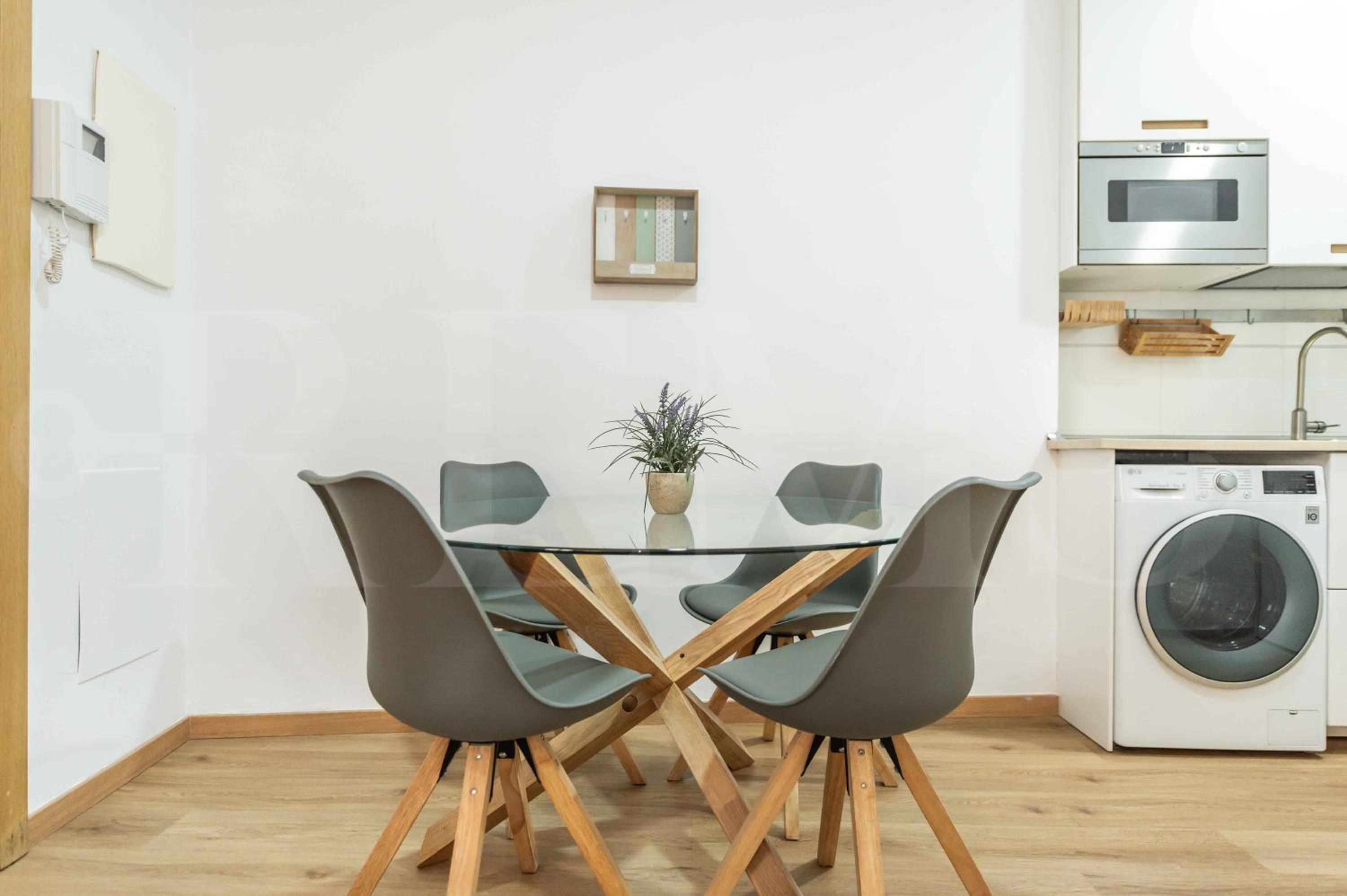 Relaxing apartment with parking in the center by REMS