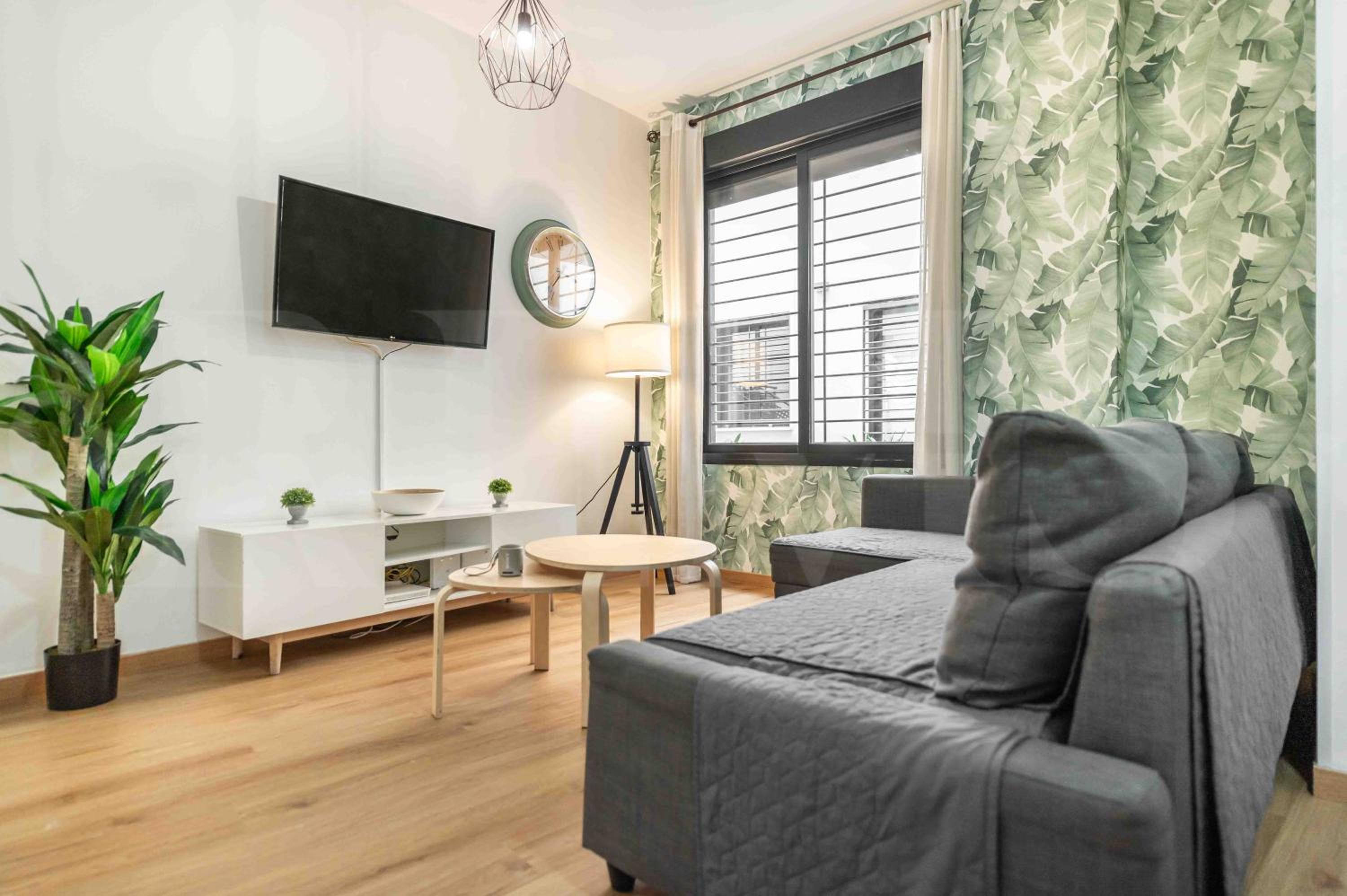 Relaxing apartment with parking in the center by REMS