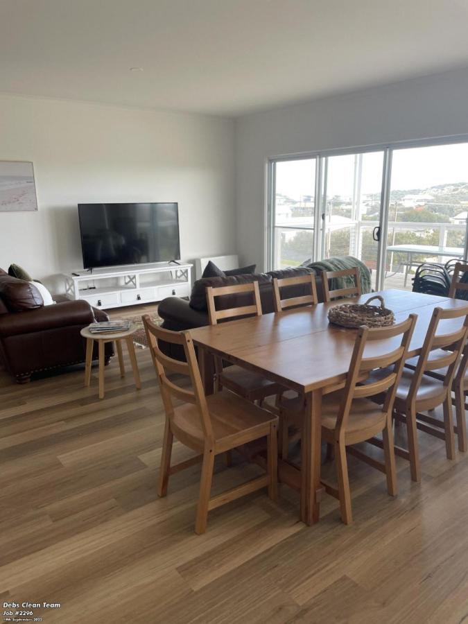 Stay at 66 - Luxury Family Home - Pet Friendly