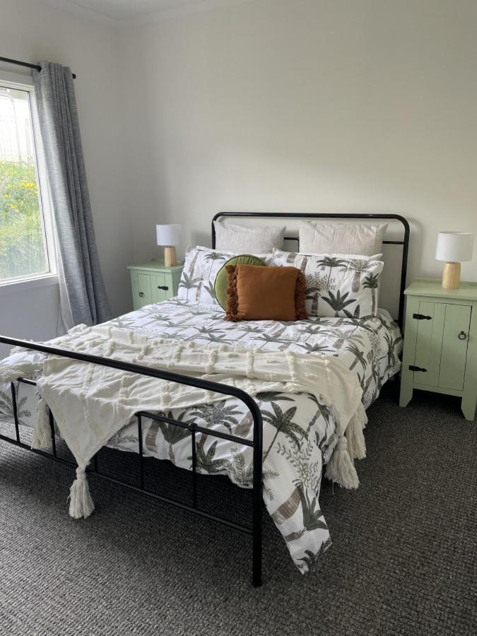Stay at 66 - Luxury Family Home - Pet Friendly
