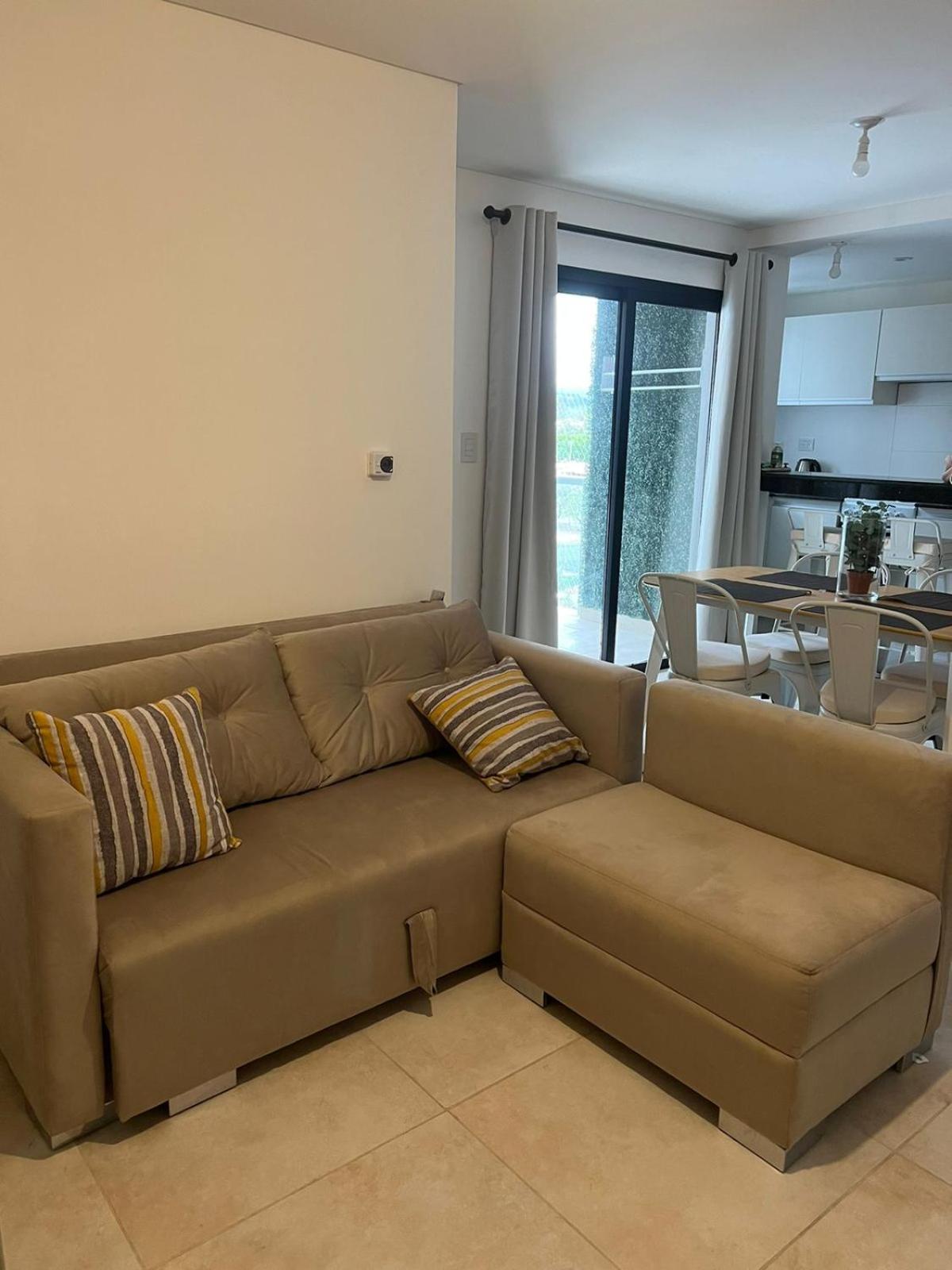 Departamento con PILETA PARA 3