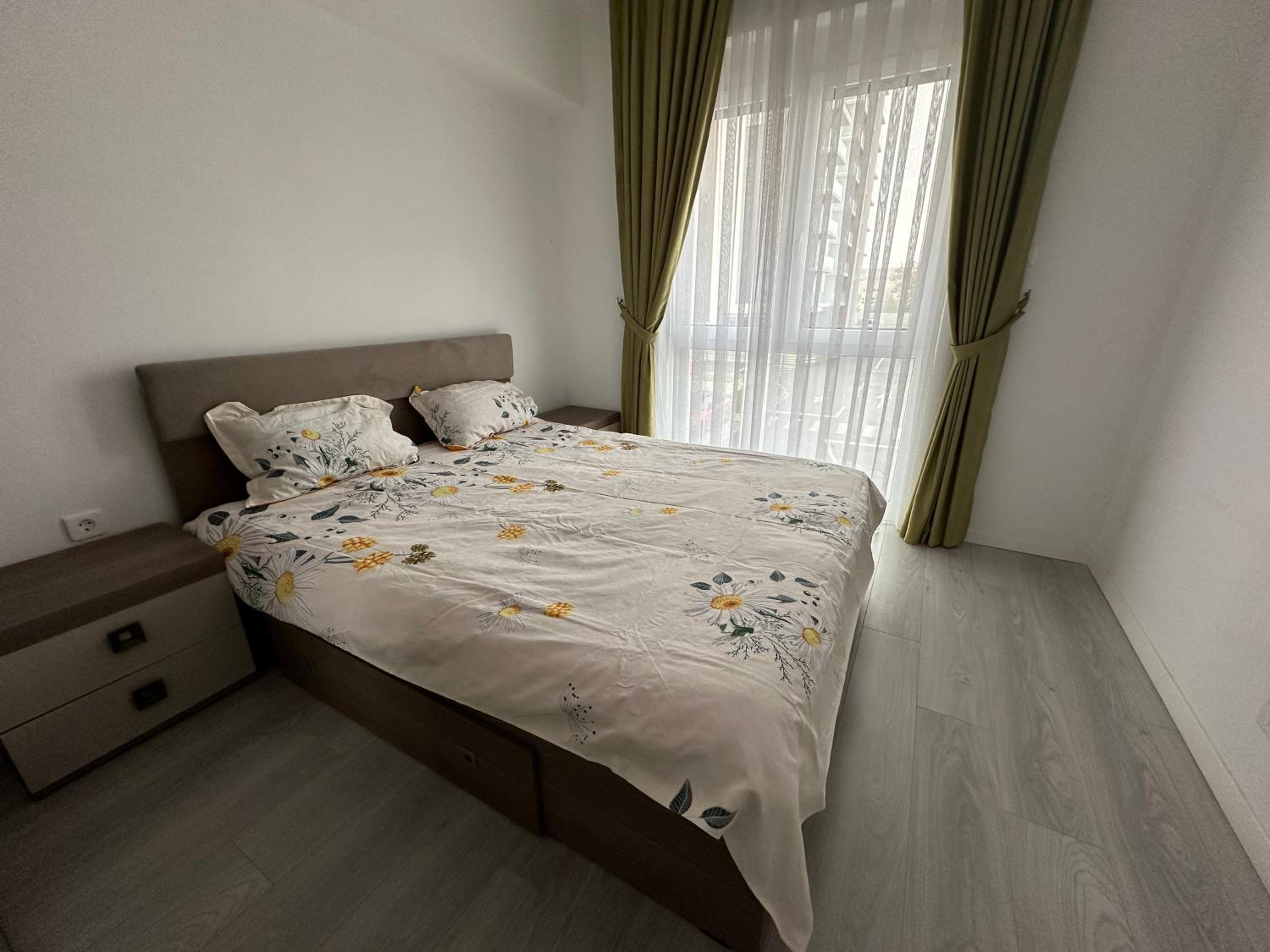 Home & Happy view 5