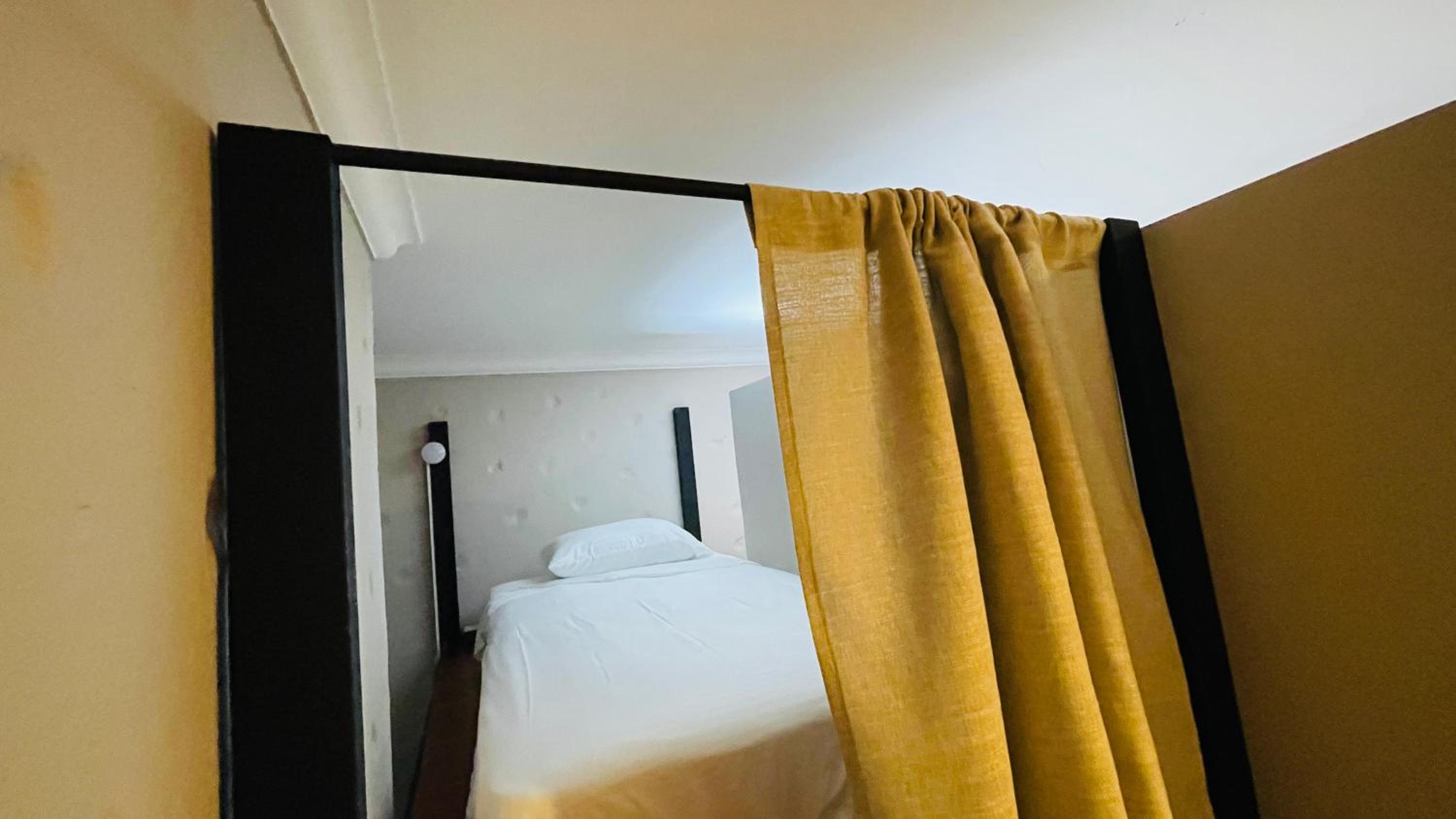 Capitel Hostel