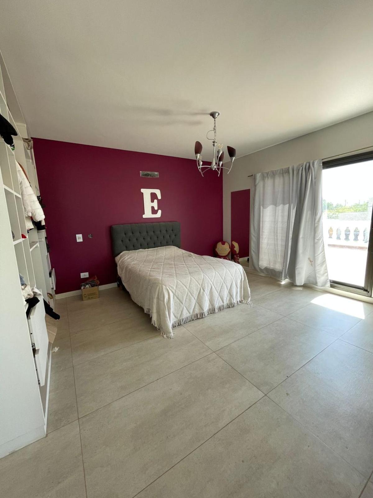 Casa Bolt