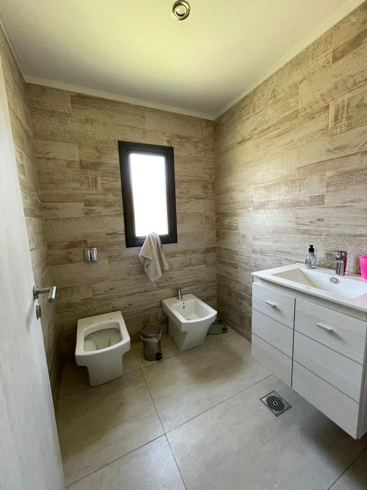 Casa Bolt