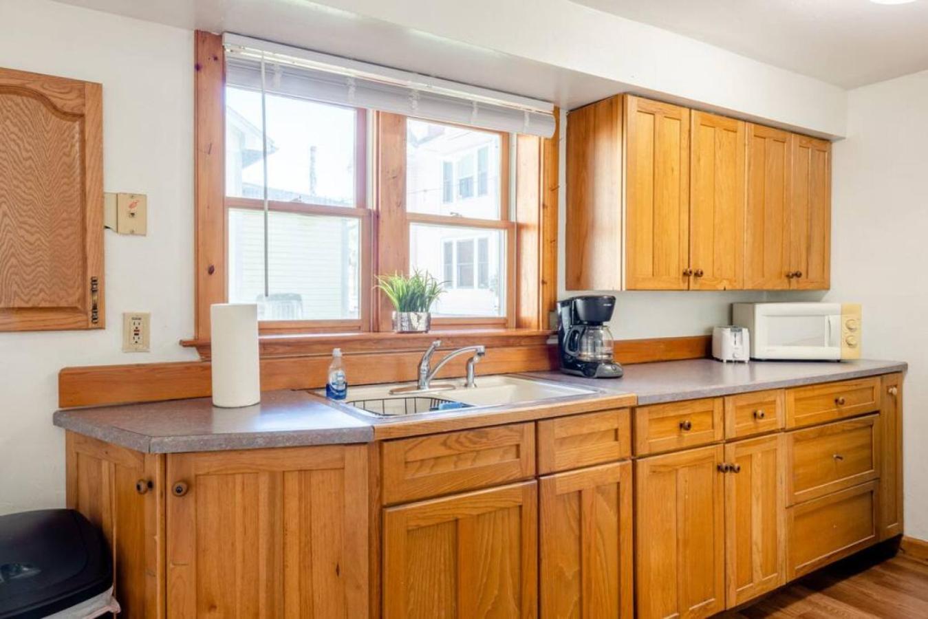 Belong Downtown 1br 1ba view 5