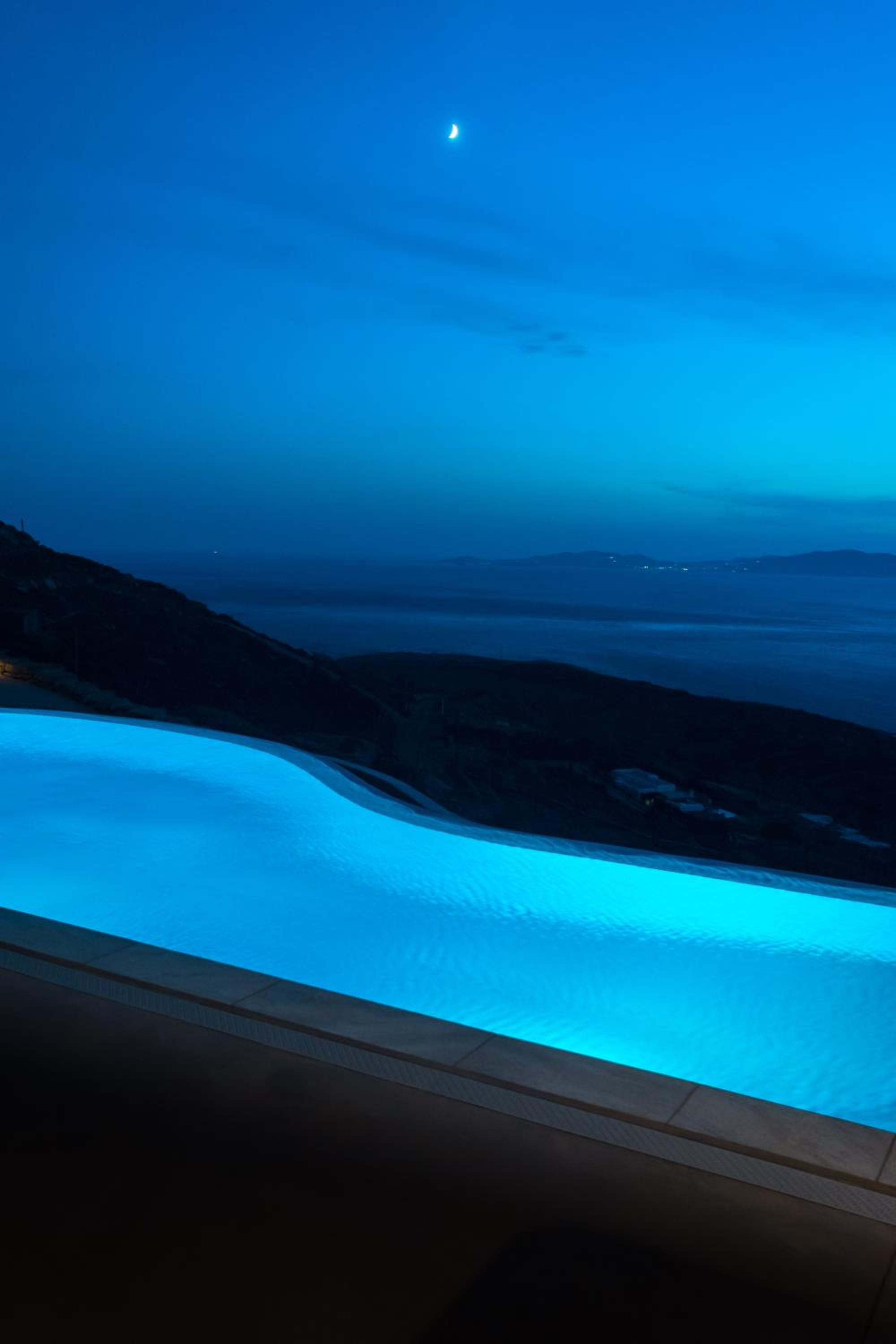 Alos Residence