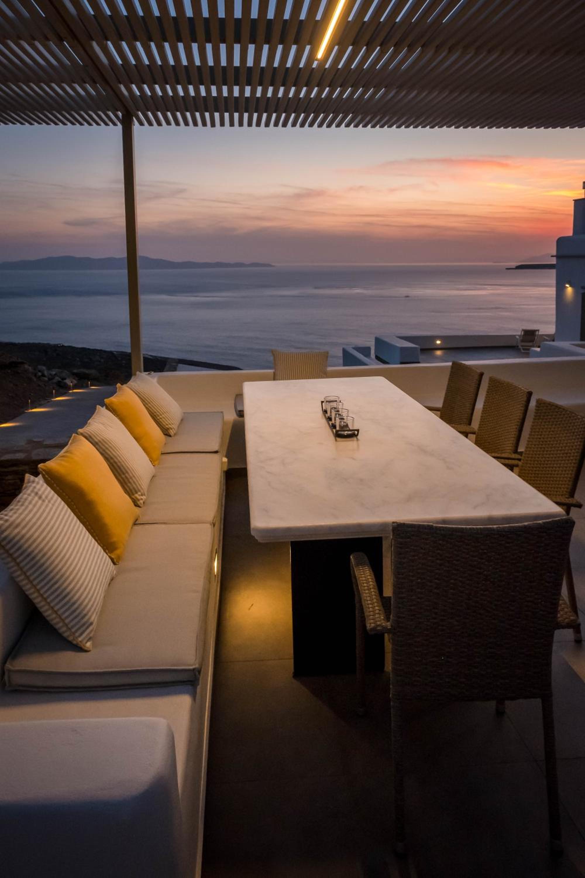 Alos Residence
