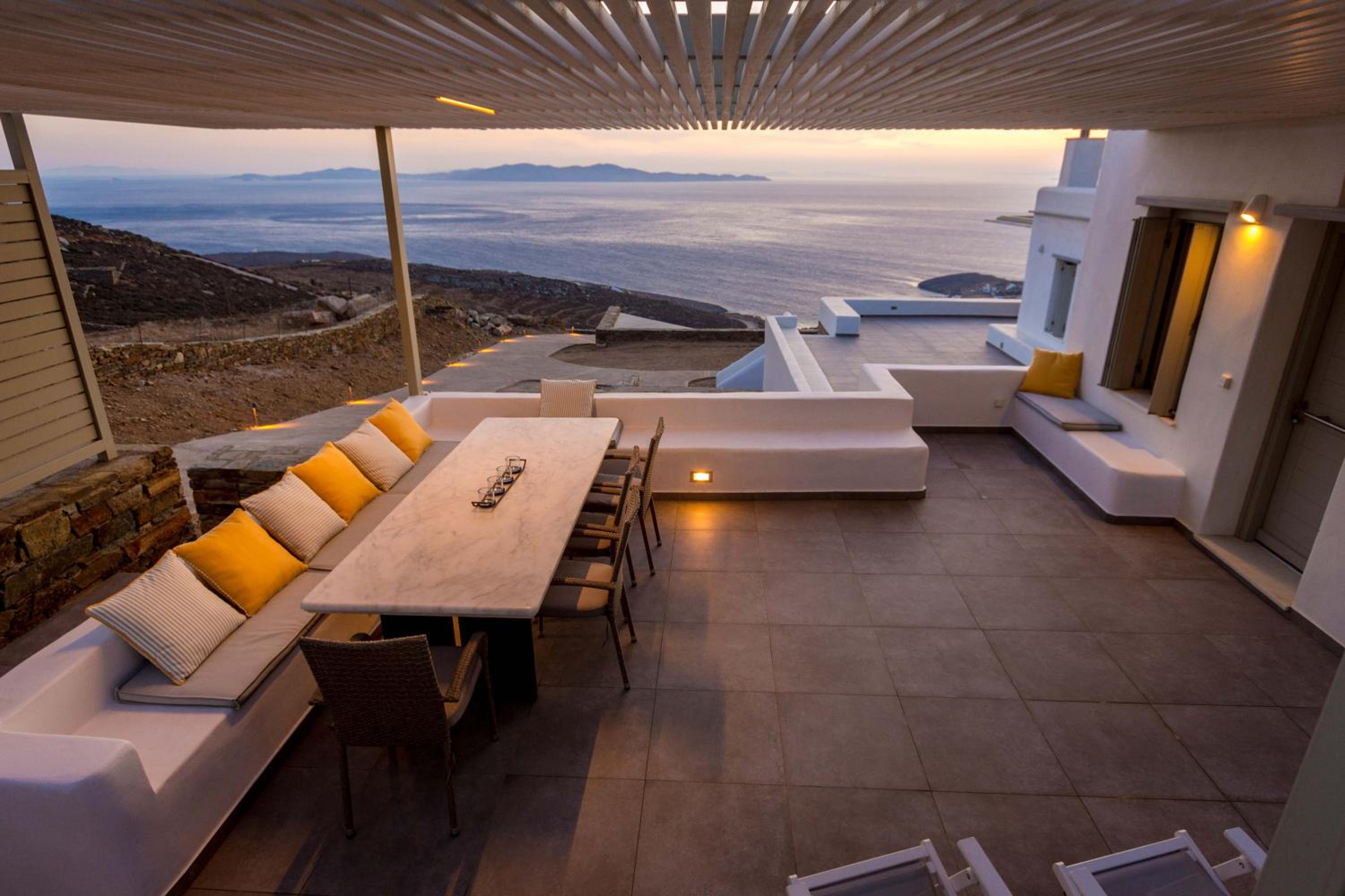 Alos Residence