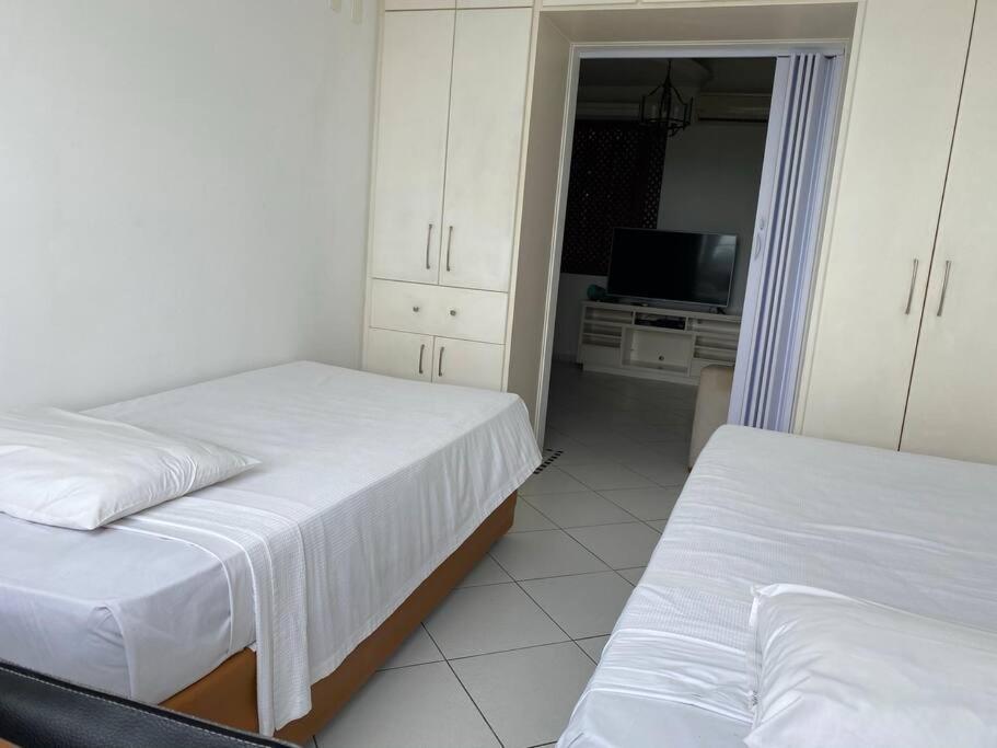Apartamento à beira da praia de Copacabana