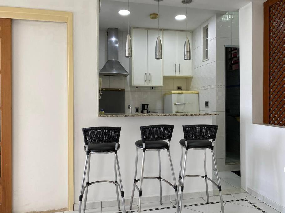 Apartamento à beira da praia de Copacabana
