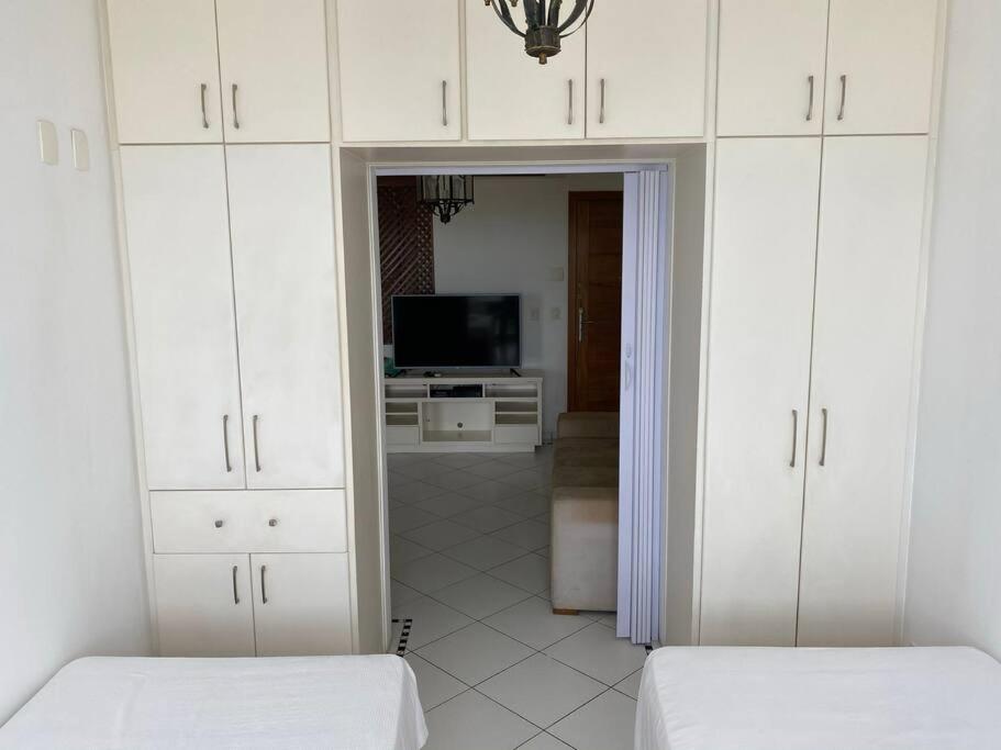 Apartamento à beira da praia de Copacabana