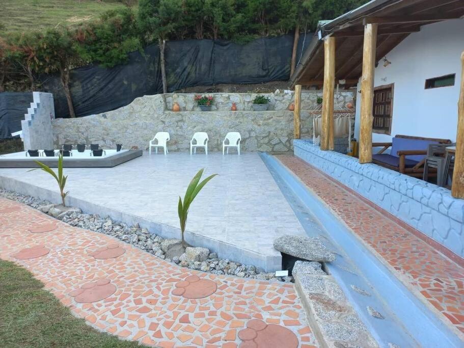 Finca Palma de Coco, Municipio de el Peñol Antioquia