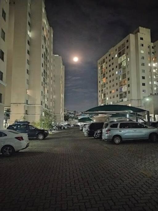 Apartamento aconchegante e bem localizado