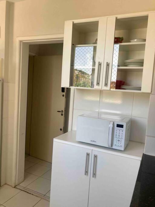 Apartamento aconchegante e bem localizado