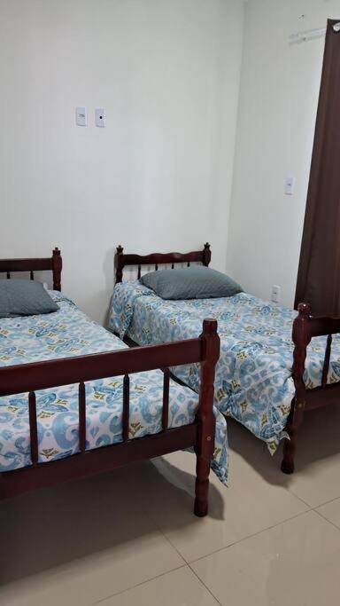Casa Duplex com piscina Ampla e Churrasqueira.