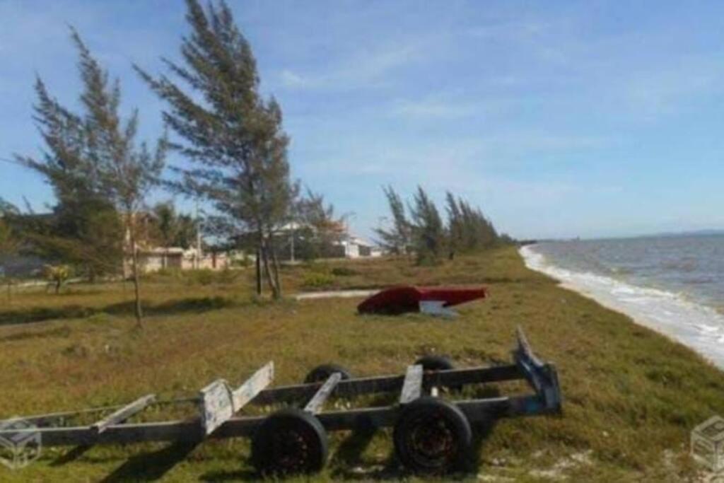 Casa Duplex com piscina Ampla e Churrasqueira.